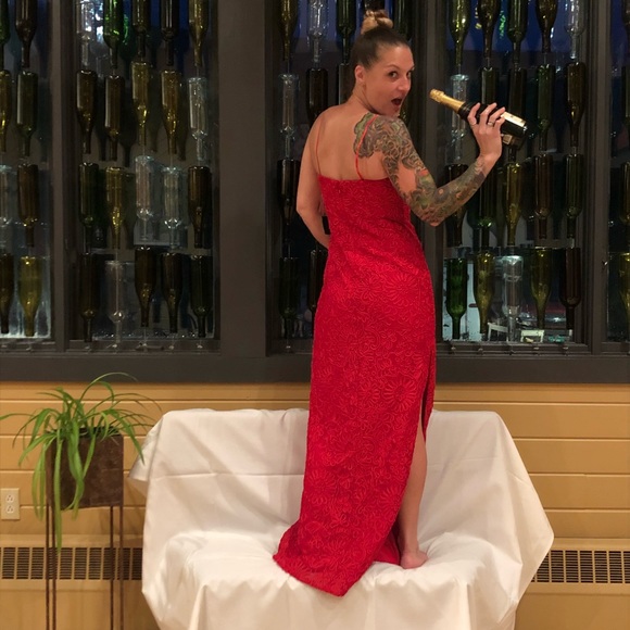 Red Aiden Mattox Gown New - Picture 2 of 7